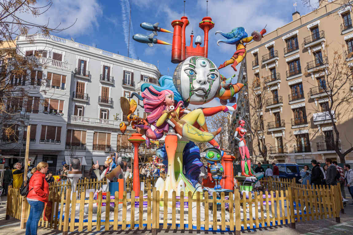 Valencia - fallas 2023 - falla 02.jpg